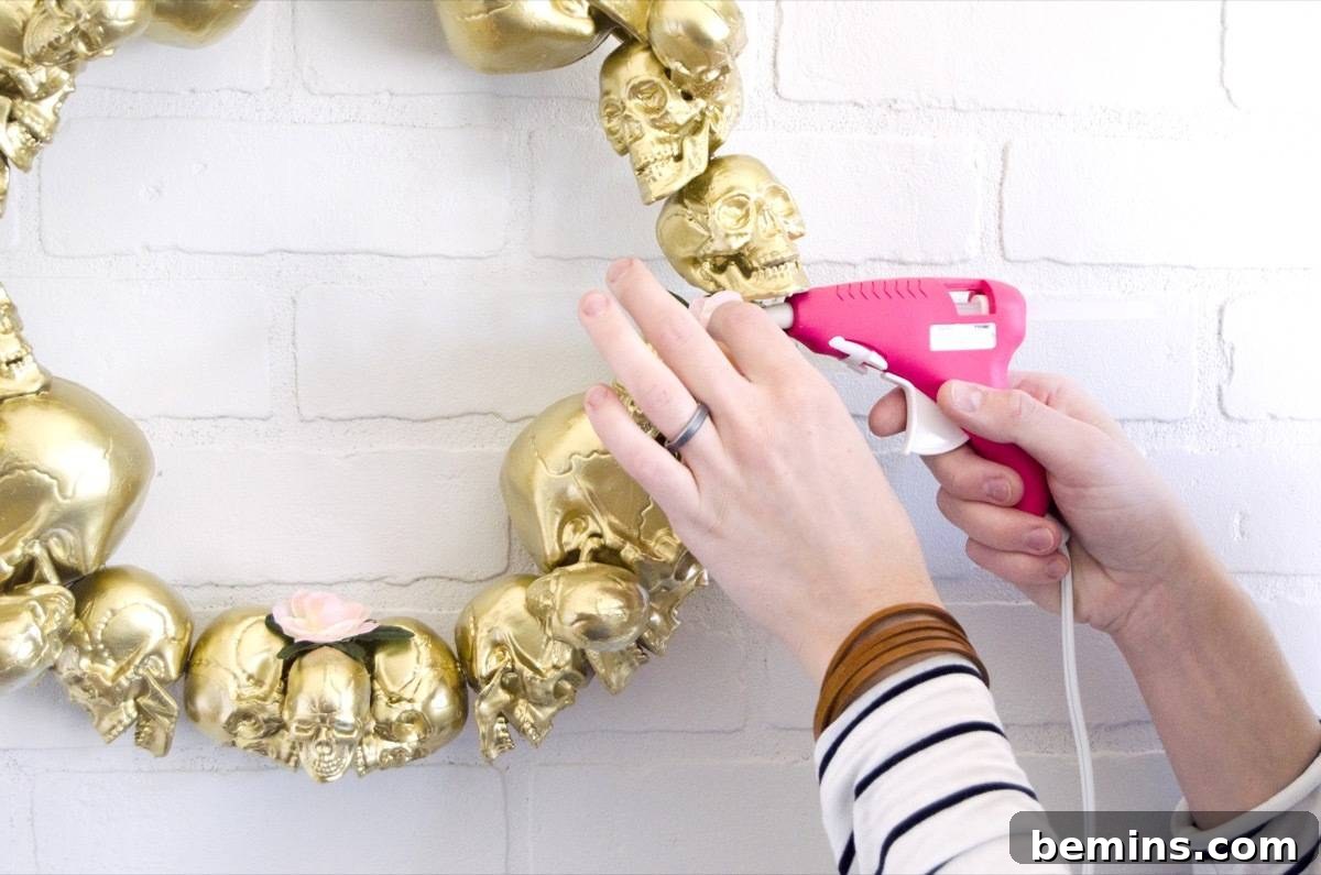 Glam-o-Ween Decor: Step 5