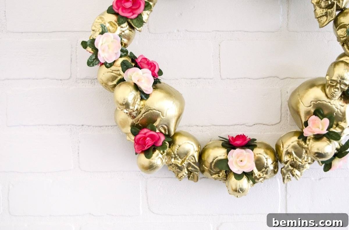 How to make a sweet gold wreath of skulls