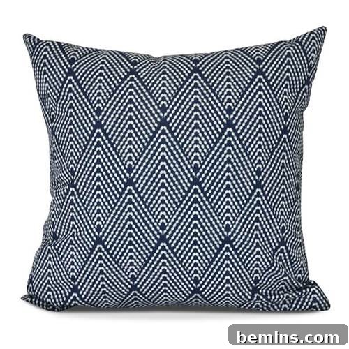 Lifeflor Outdoor Pillow: A Stylish Alternative to Plaid