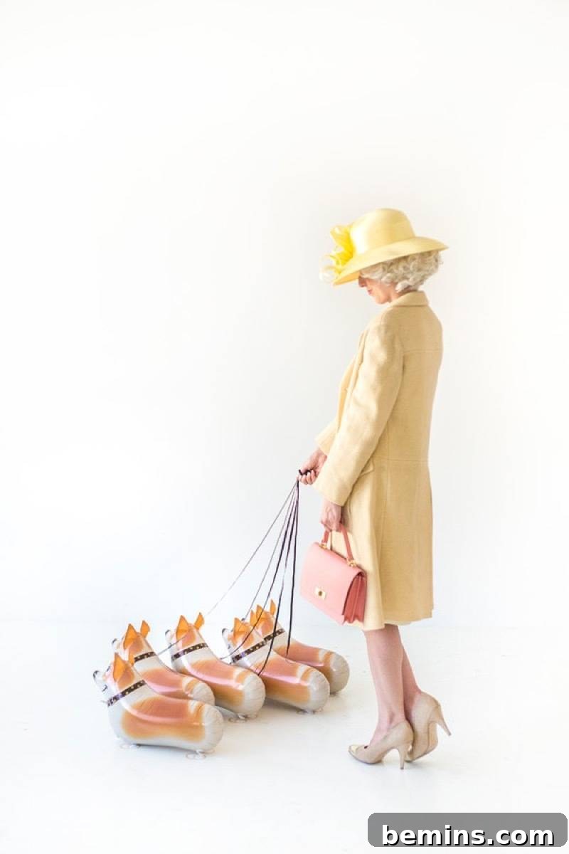 Queen of England Costume