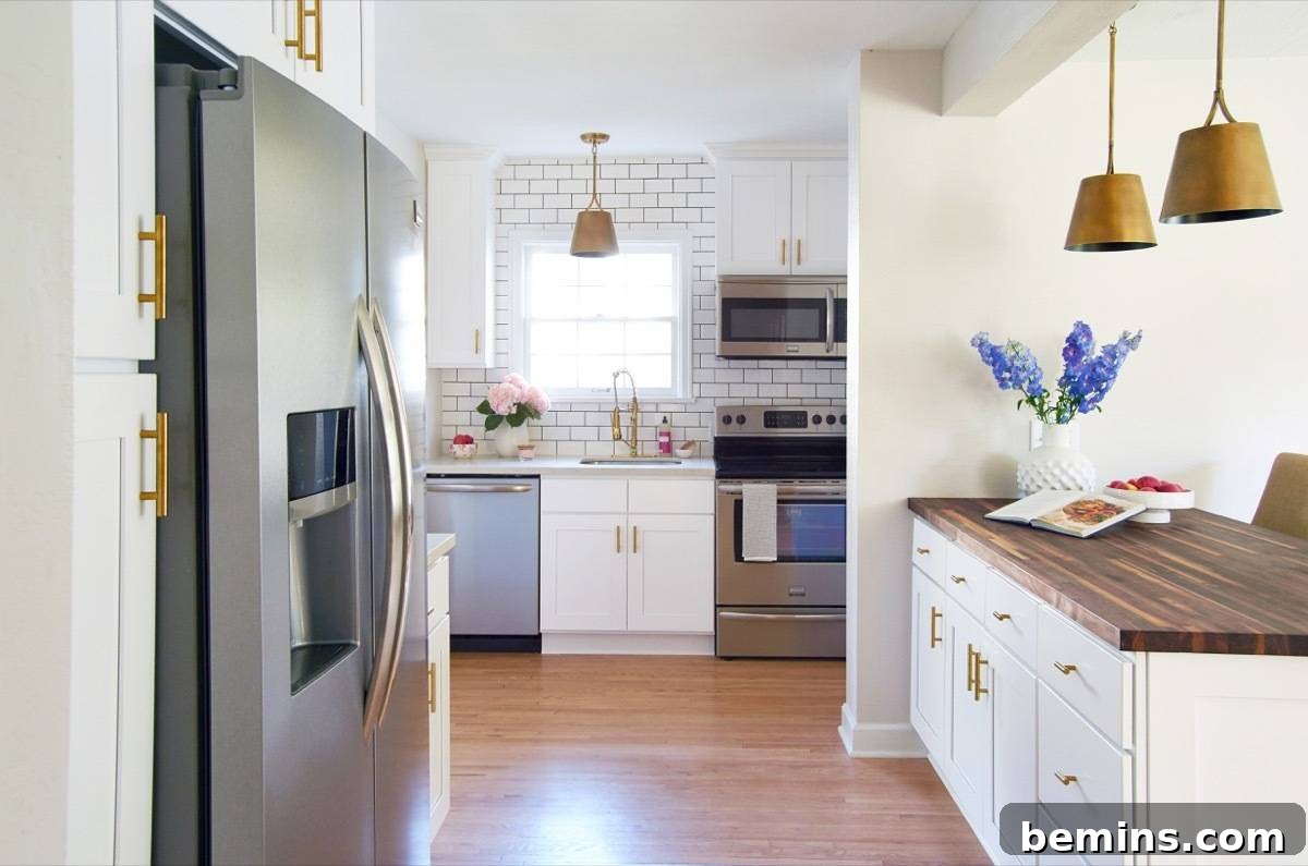 Kitchen, Wide. Gold Pendants