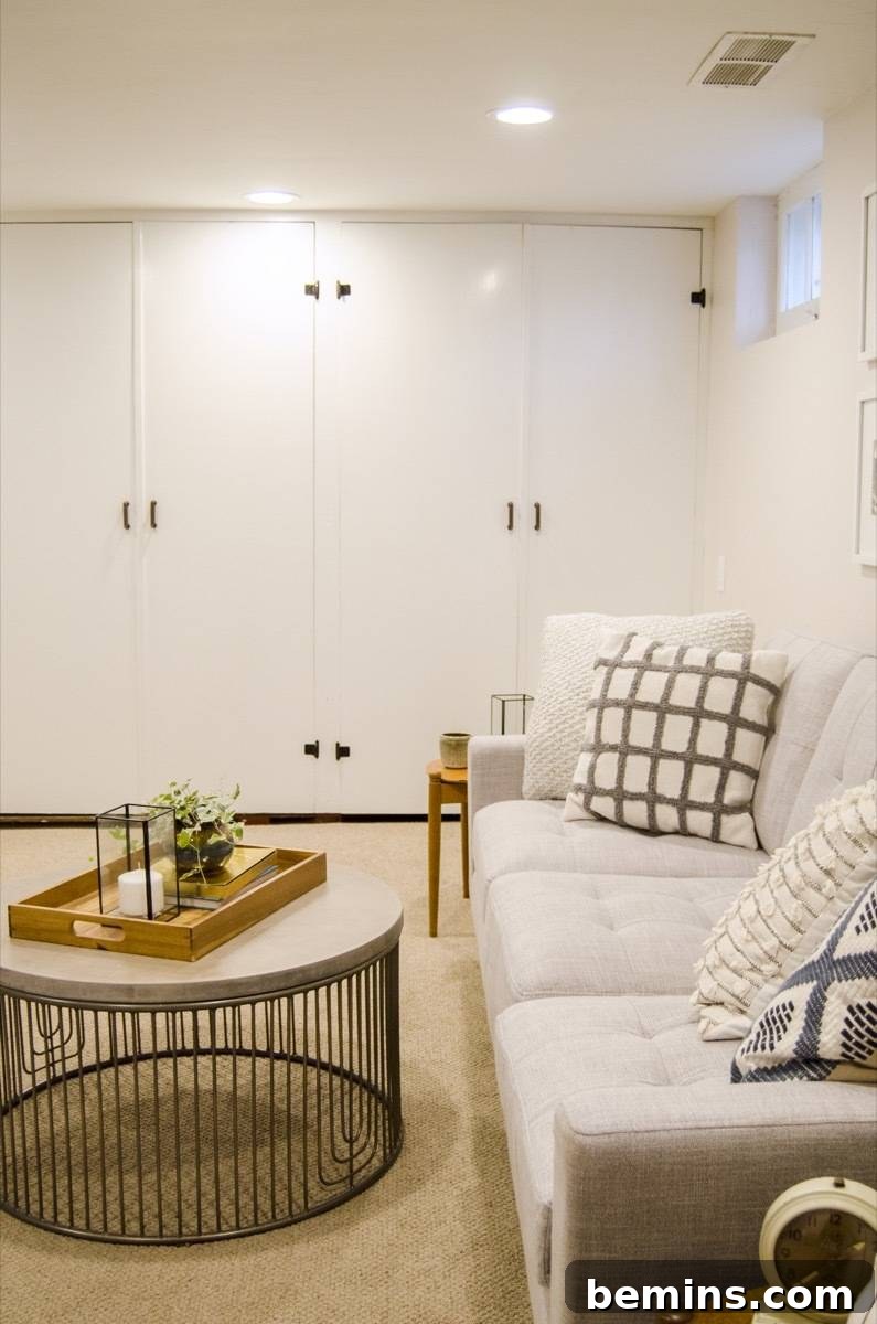 A clean and neutral living room.