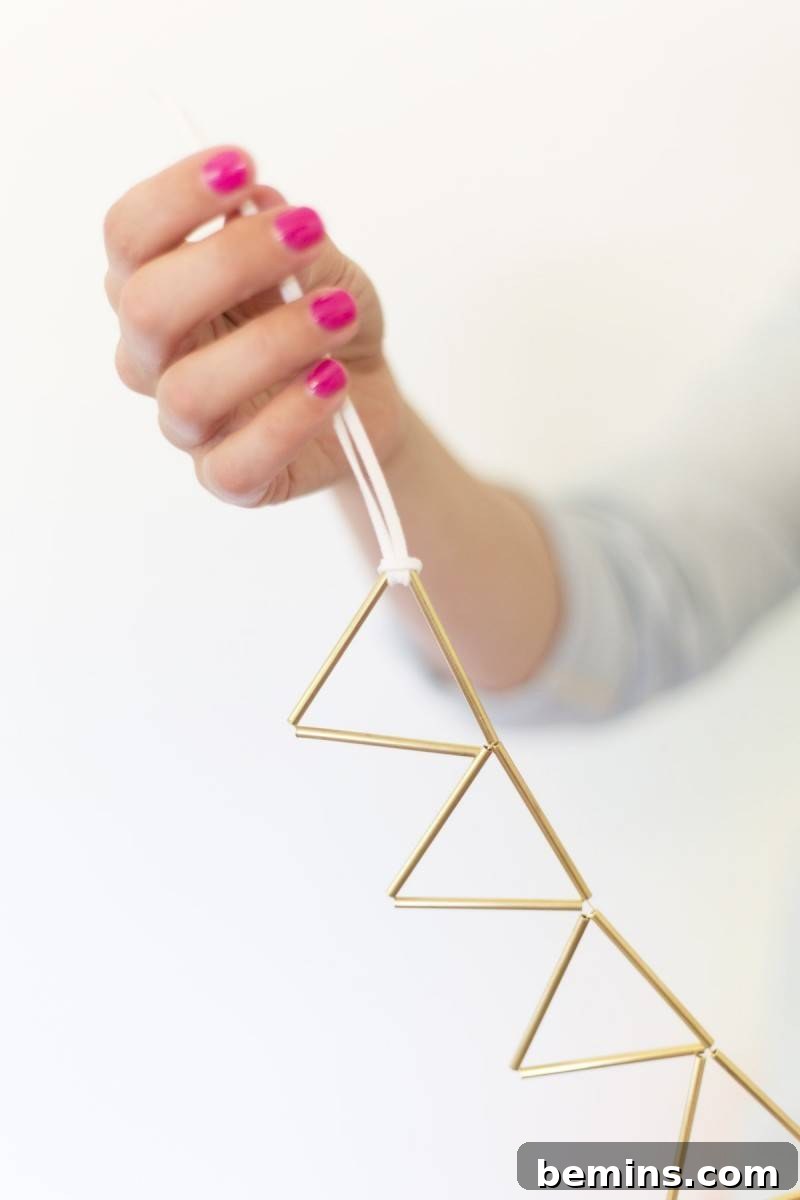 Geometric garland
