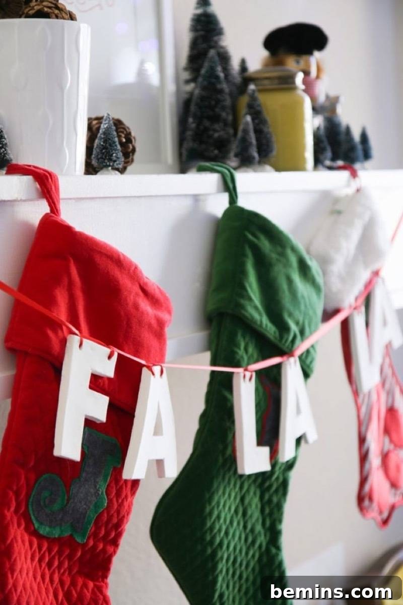Fa la la garland