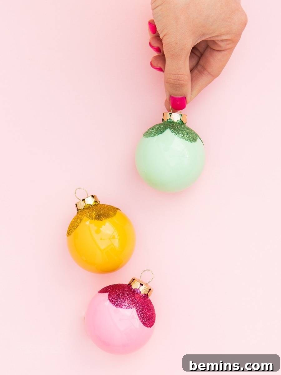 Scalloped Top Ornaments