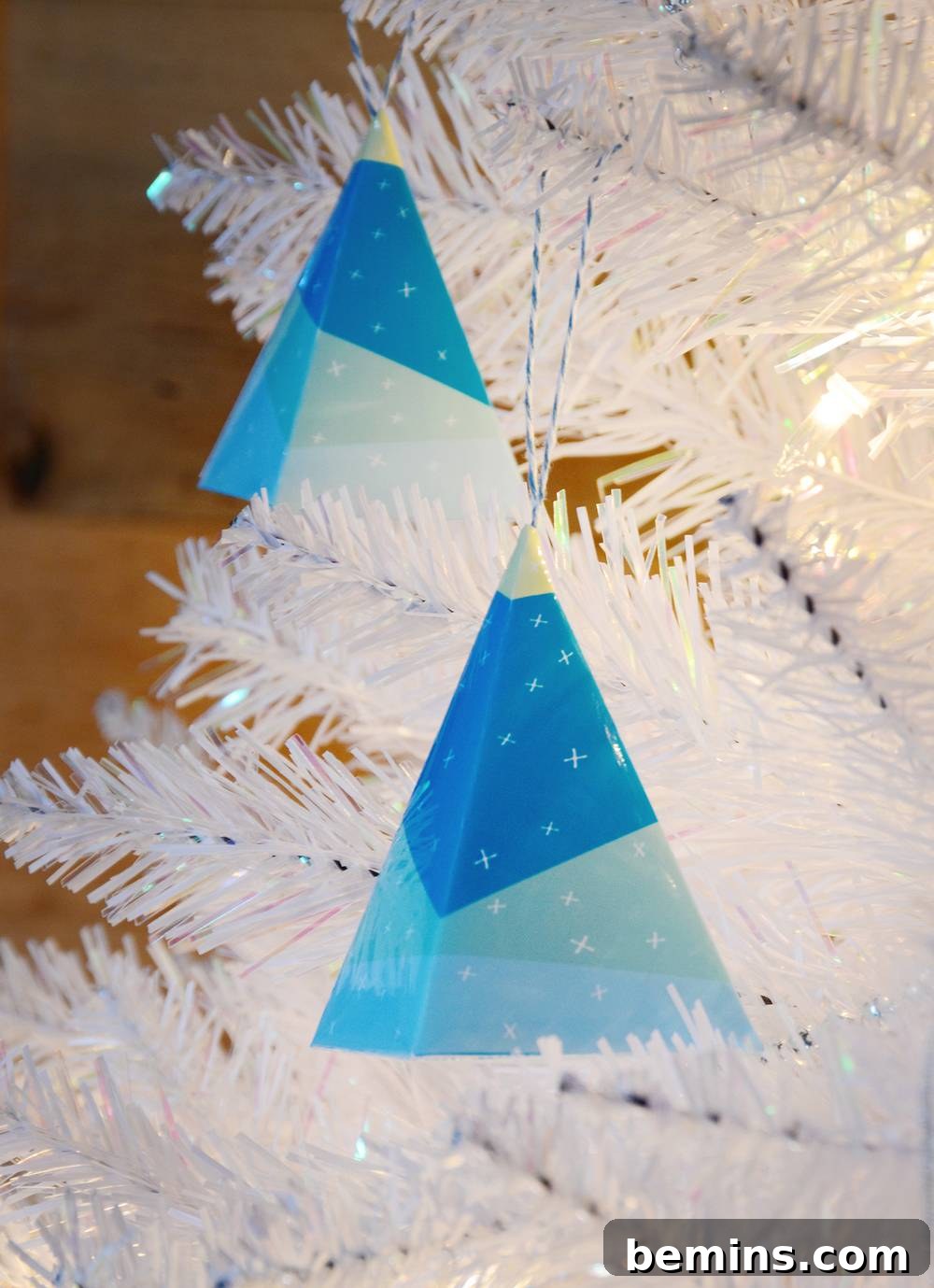Printable geometric ornaments