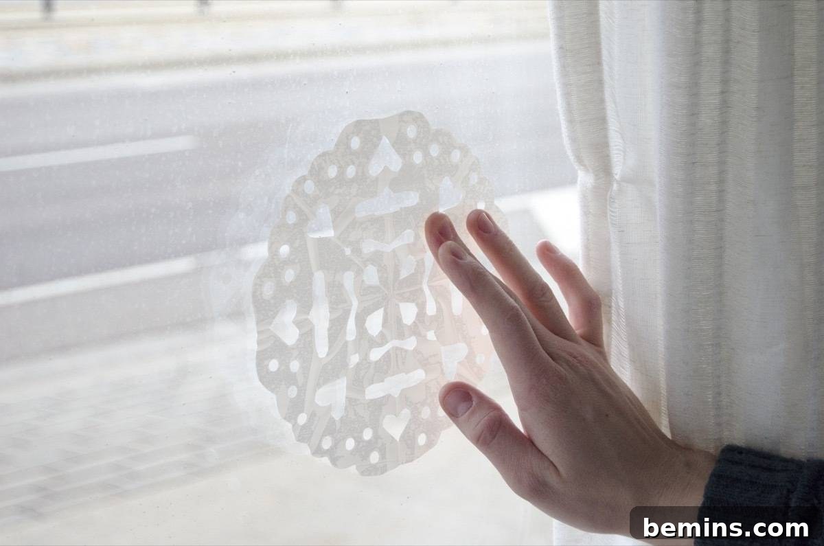 Shelf liner snowflakes | Step 4
