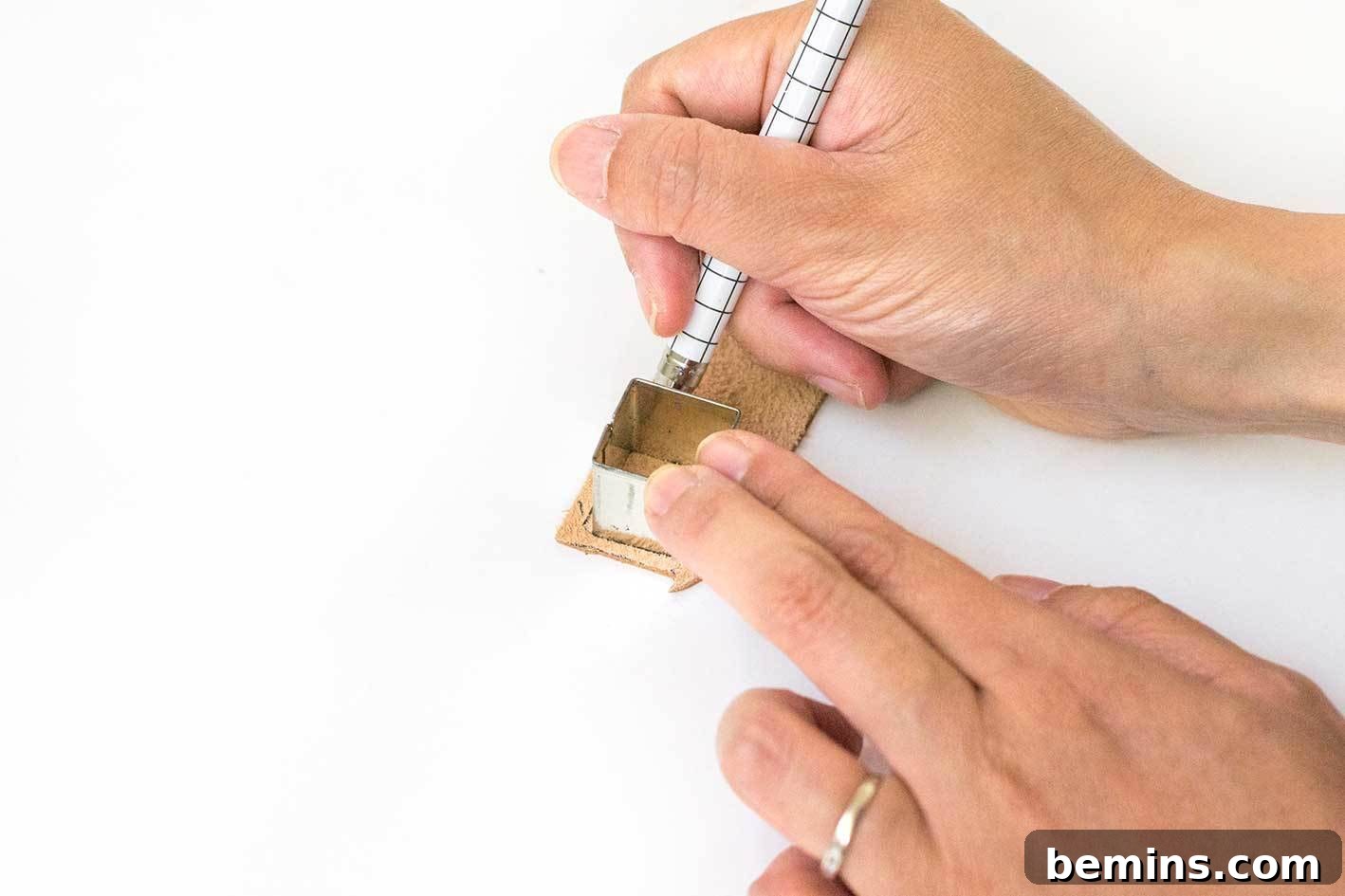 Leather Earring DIY: A Budget-Friendly Christmas Craft 6 DIY leather earrings - step 1