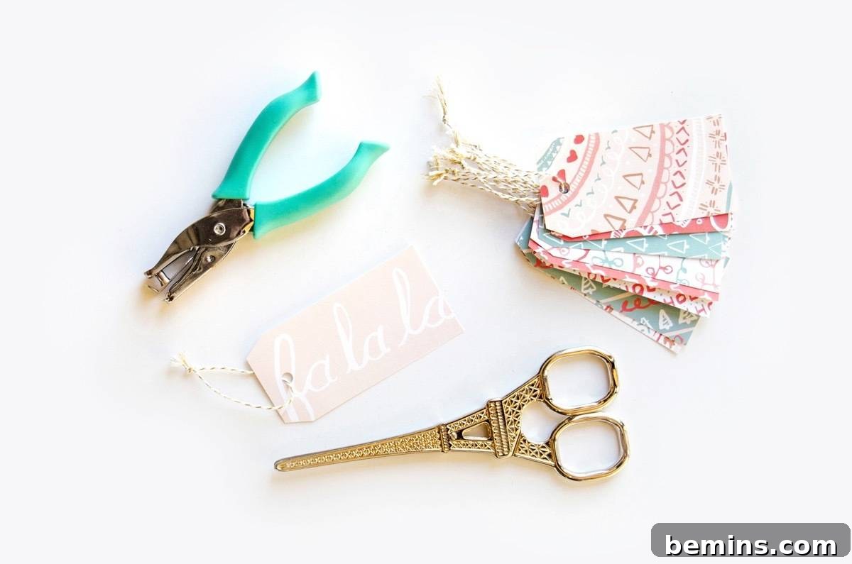 Print these: Girly holiday gift tags