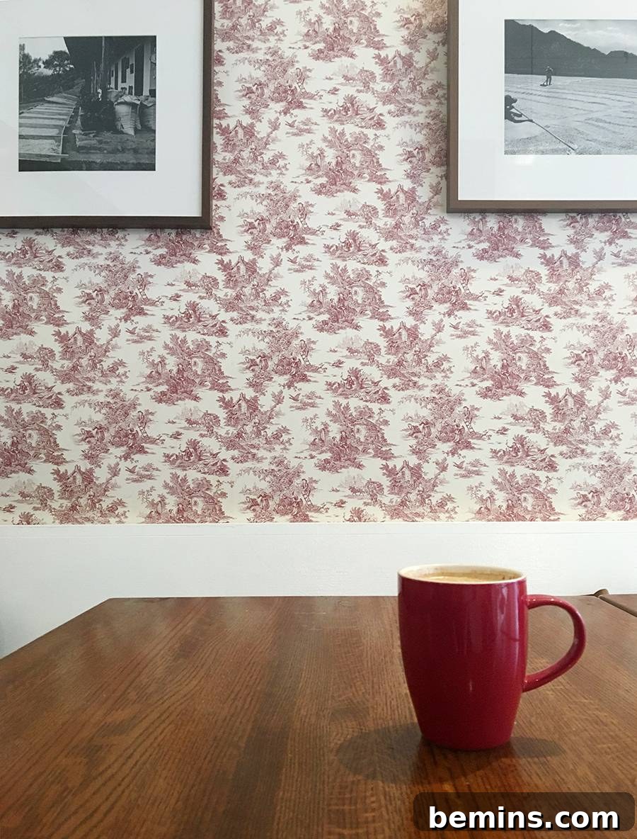 Consistent Color Scheme in a Coffee Shop