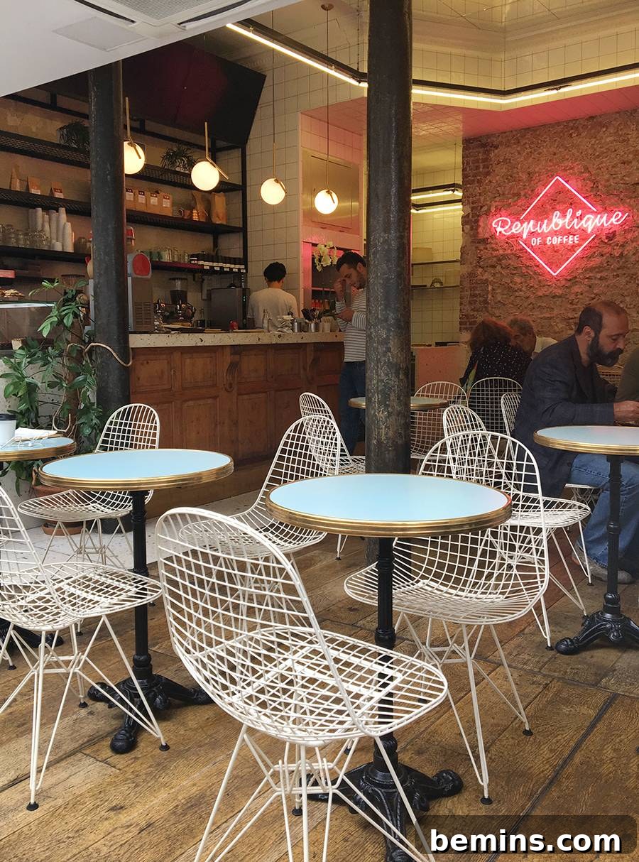 Indoor-Outdoor Blend in Coffee Shop Design