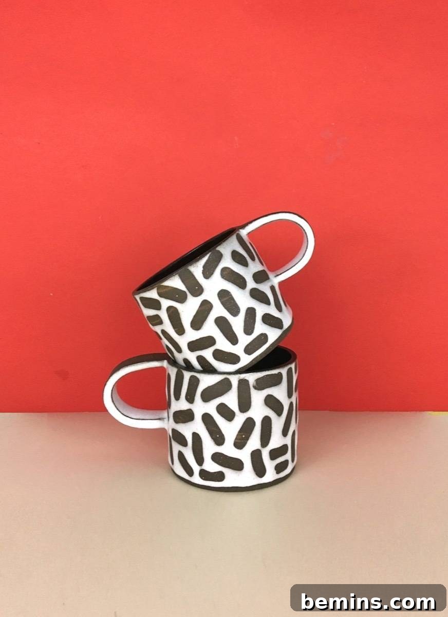 Memphis design Mugs from Recreation Center