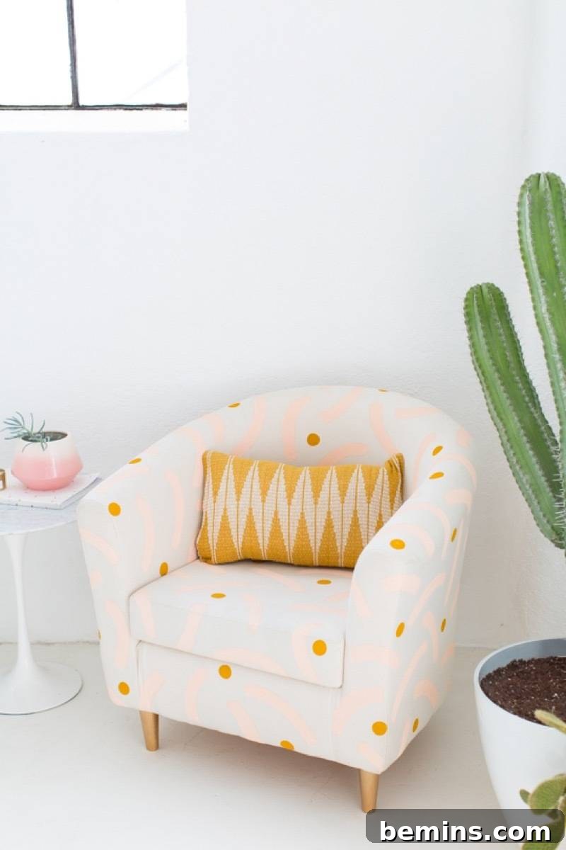 Painted chair tutorial from Sugar & Cloth