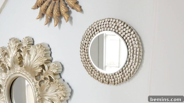 DIY Thumb Tack Mirror