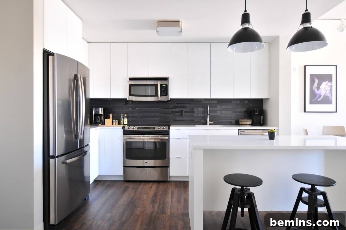 19 Pre-Vacation Tasks for a Stress-Free Summer Getaway 3 Modern Kitchen: Part of Your Vacation Preparation Checklist