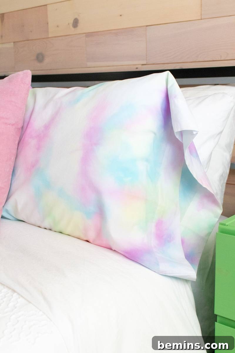 DIY Watercolor Pillowcases