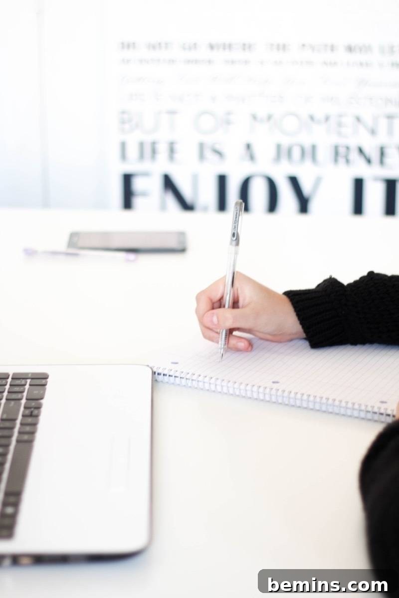 Finding Your Dream Rental: A Guide to Apartment Hunting 3 Creating Your Apartment Wishlist