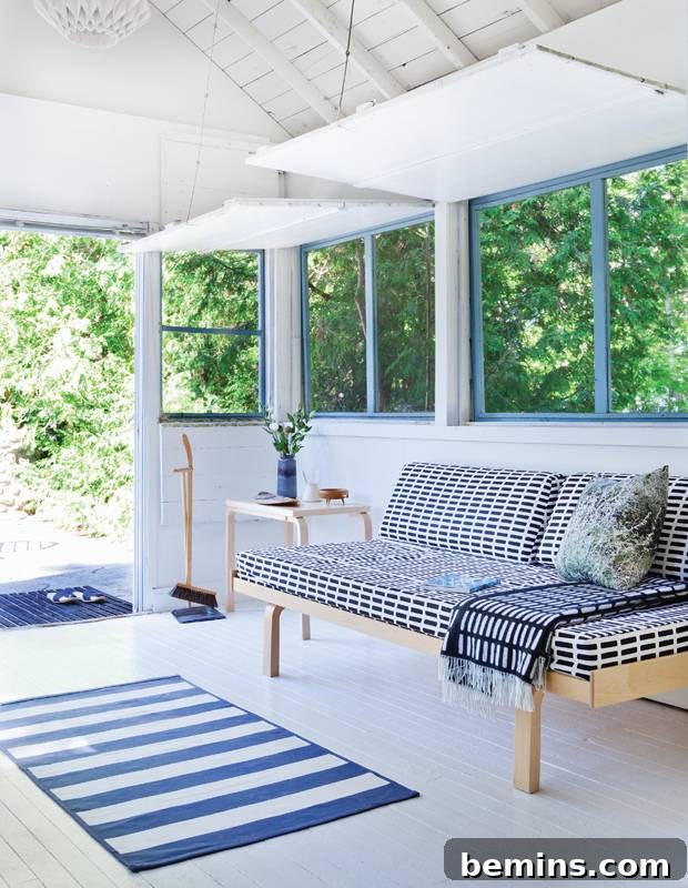 Coastal Decor Outdoor Living: A Relaxing and Stylish Retreat