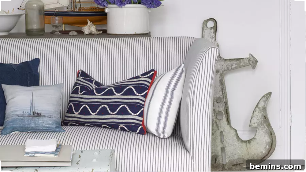 Nautical Decor in the Living Room: A Blend of Serenity and Style