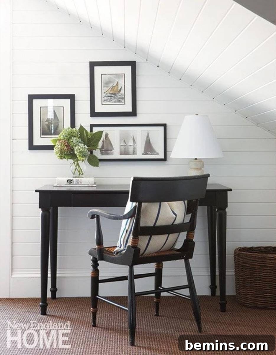 Coastal or Beach Decor Nook: A Cozy and Inviting Space