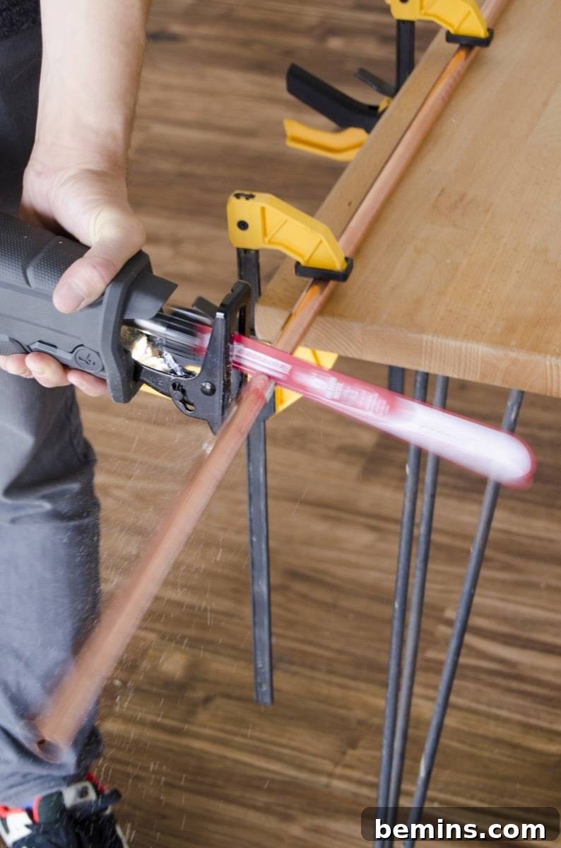 Effortlessly Cutting Metal with the Ridgid MEGAMax