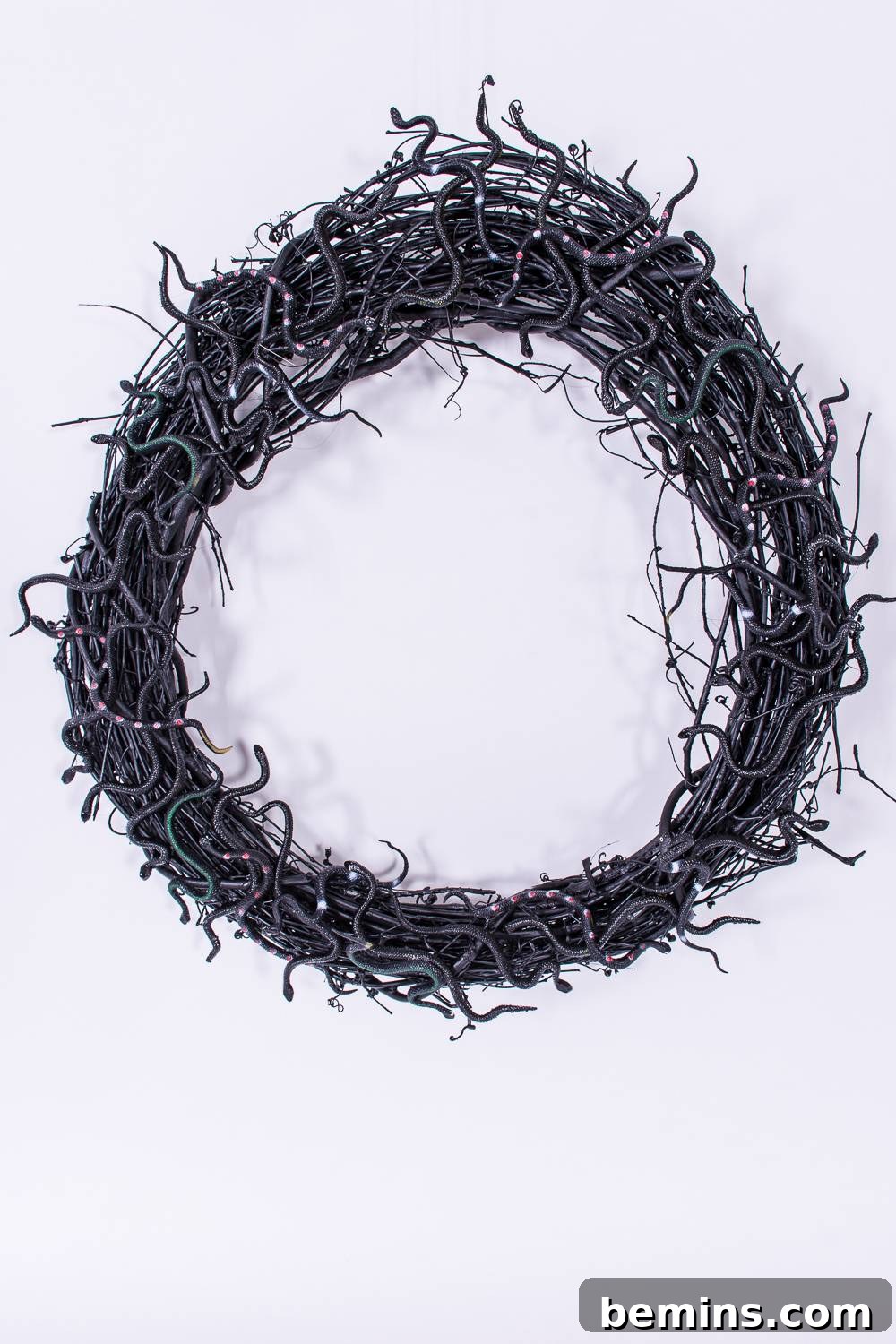 DIY Halloween snake wreath