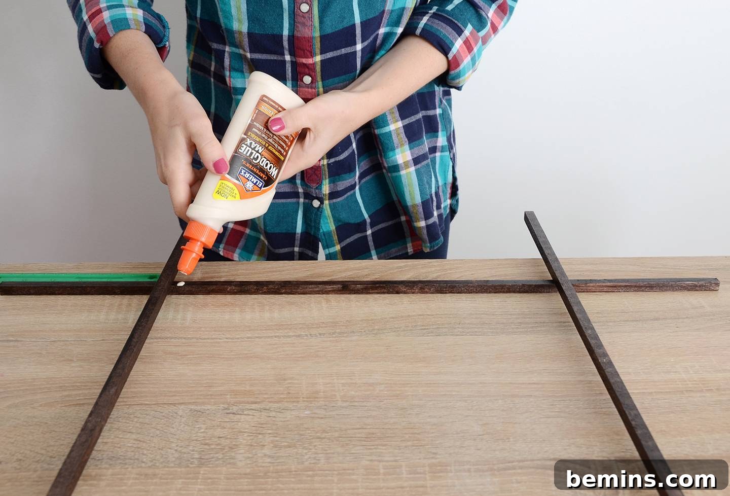 Assembling Geometric Frame