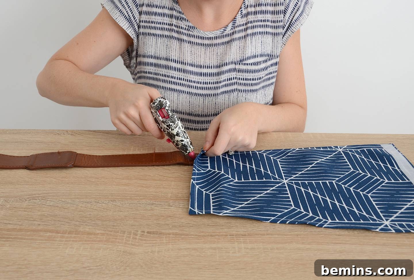 Craft Your Essential Tool Belt With Detachable Apron 7 Make This! Crafter's Tool Belt With Detachable Apron | Curbly #diy #sewing