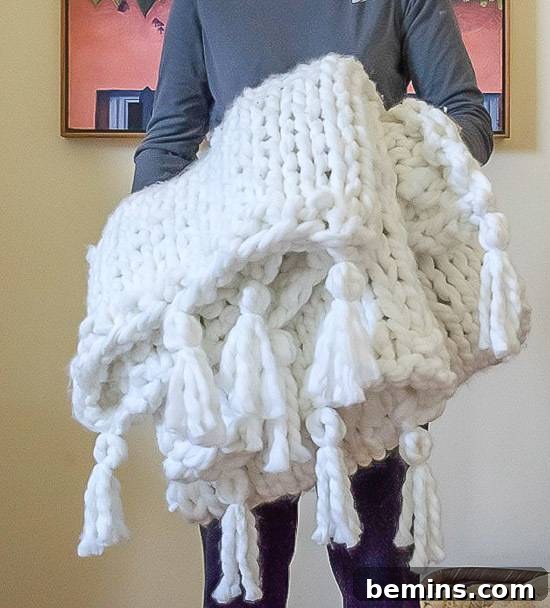 DIY Chunky Knit Blanket Tutorial by Nourish and Nestle