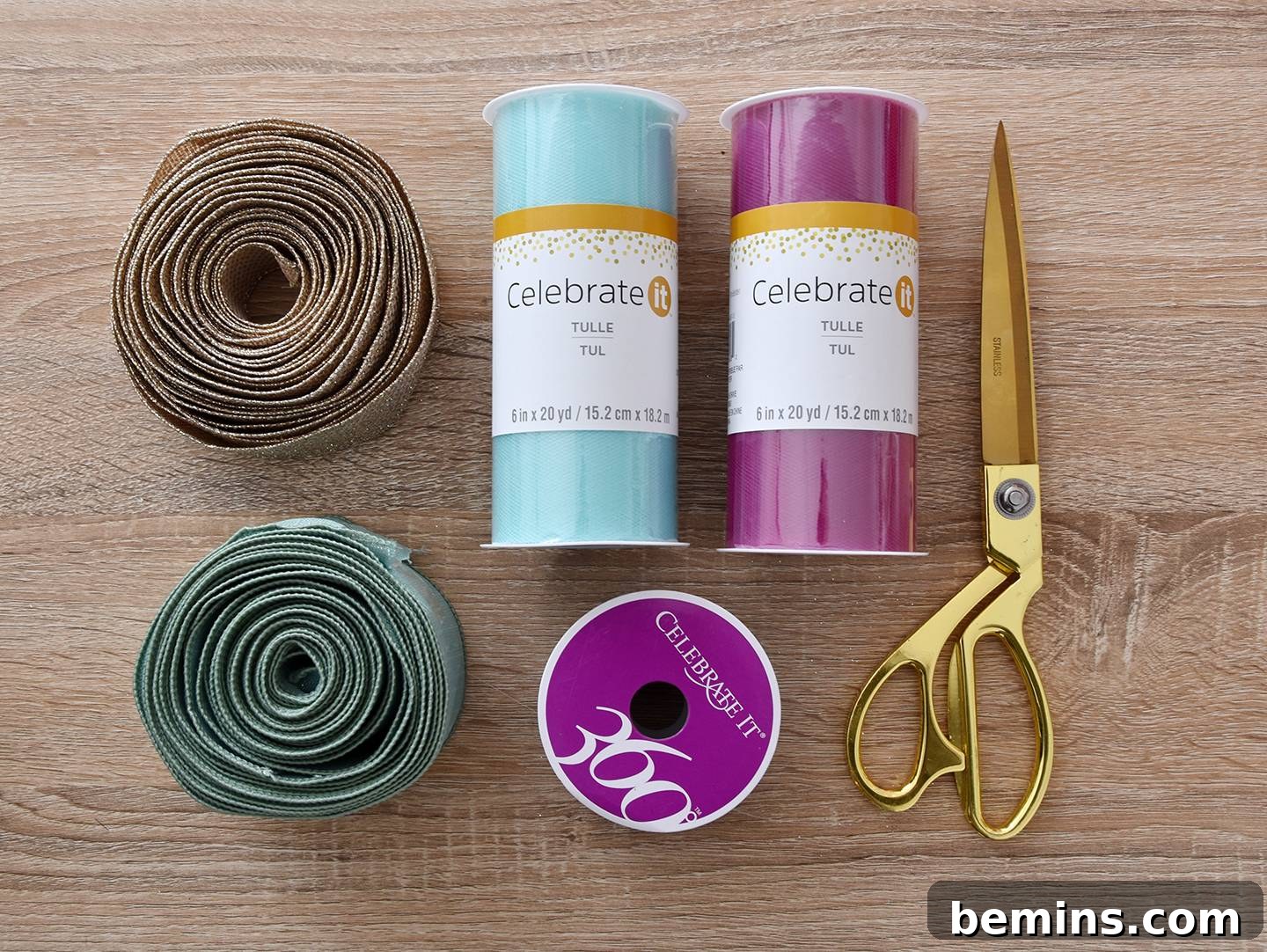 Materials for decorating a Christmas tree with ribbon