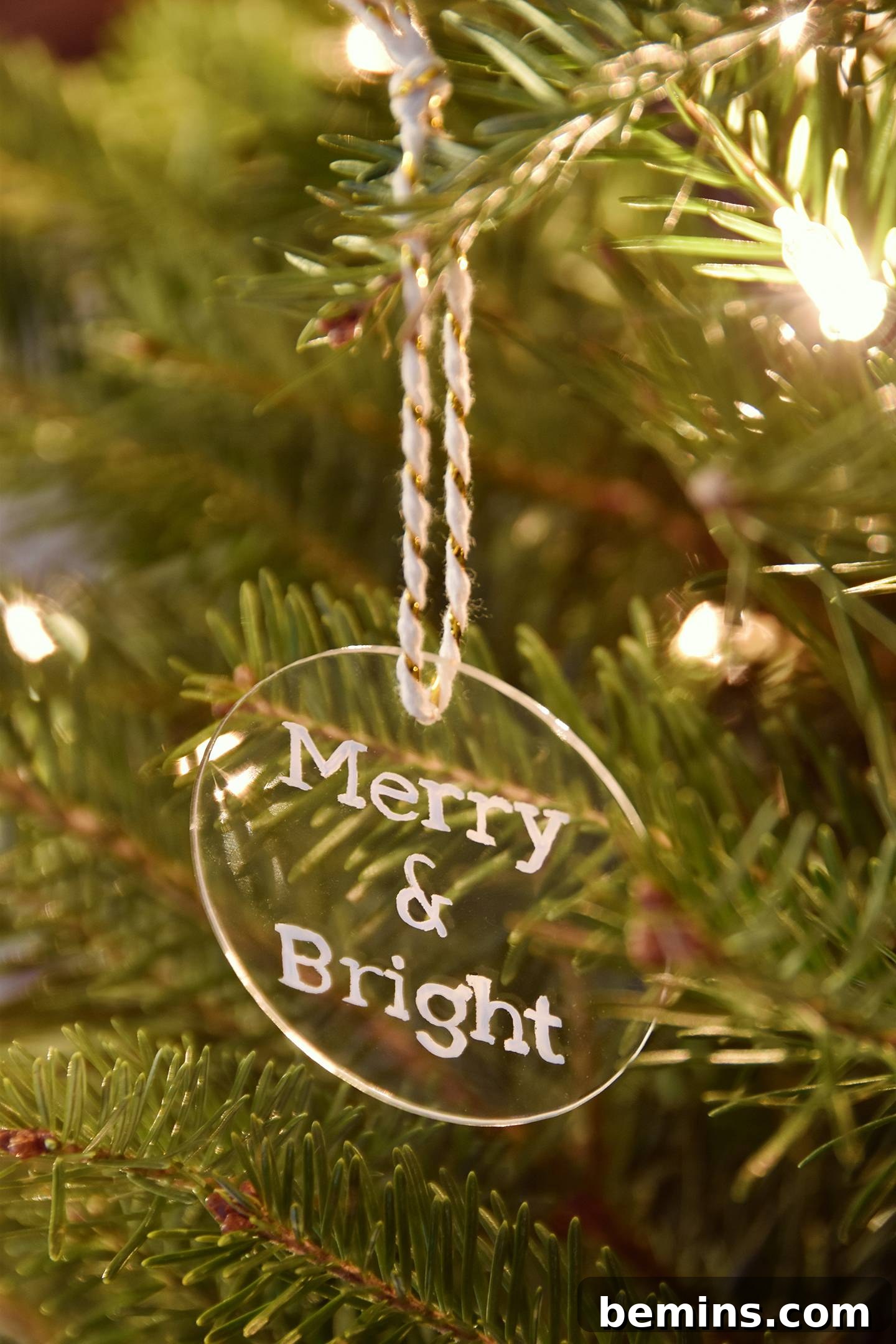 Finished DIY Hand Lettered Acrylic Ornaments | Curbly #christmas #ornaments #minimalist