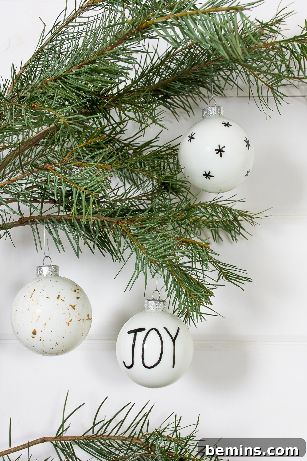Scandi Christmas ornament makeover