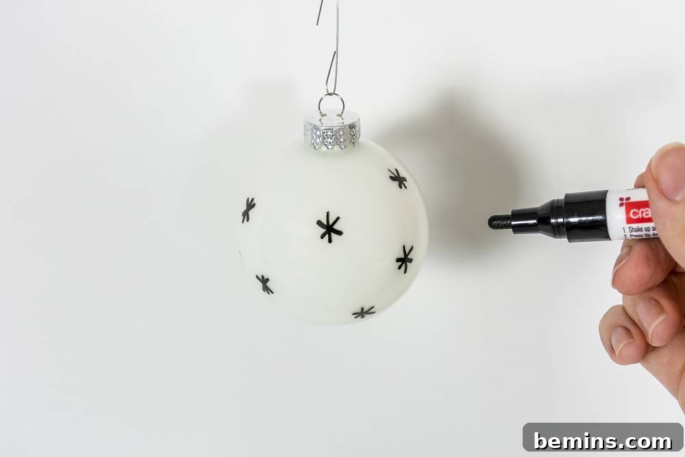 Drawing on the ornaments
