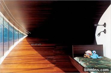 Interior view of the UN Studio Villa showing the transition between floor, wall, and ceiling