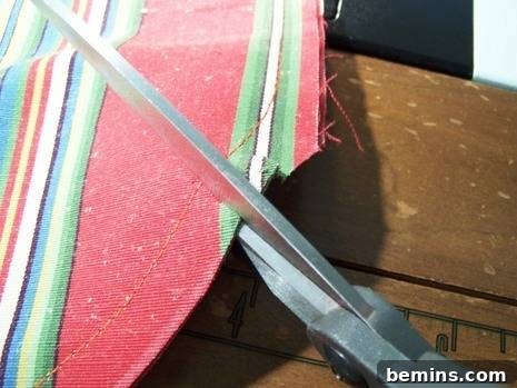Zigzag Stitching Bottom Edge