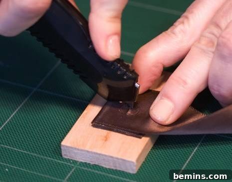 Cutting an 'X' inside the circle