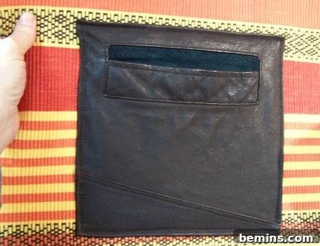 Close up of the pocket sewn in place