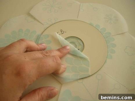 Nick and Norah's Paper Flower CD Case Keepsake 7 Folding Back the Flap