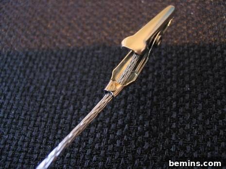 An alligator clip attached to a wire