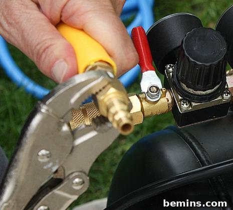 Setting Up Your Air Compressor for Optimal Tool Performance 11 Snapping Main Coupler onto Air Hose