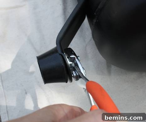Setting Up Your Air Compressor for Optimal Tool Performance 6 Attaching Wheels to Air Compressor