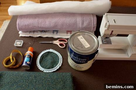 Turn Old Towels into a Cozy Body Pillow 3 Materials needed for the bolster pillow project