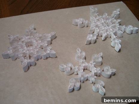 3D Paper Snowflake Christmas Ornament