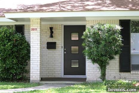 After Transformation - Mid-Century Modern Door with Doorlite Kit