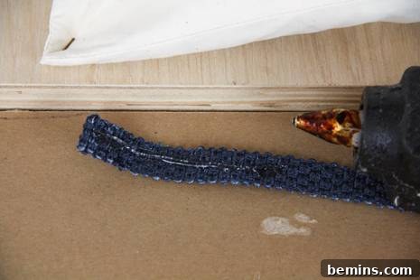 Easy Pillow Form Decoration