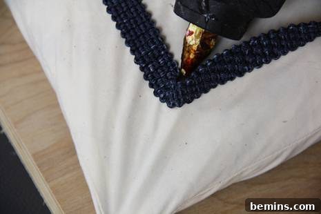 Minimalist Pillow Form Designs