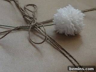 DIY ideas to make pom pom flowers.