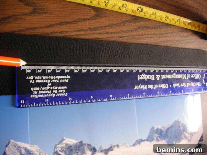 Drawing a guide line for the stitching