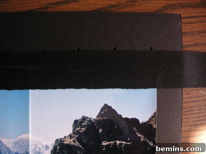 Gluing the horizontal cotton tape
