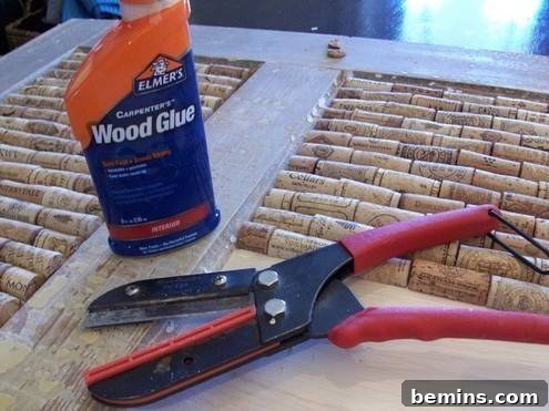 Upcycled Wine Cork Memo Board: A DIY Guide 4 Memo Board from Upcycled Wine Corks